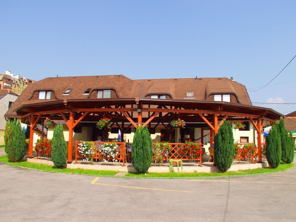 B&B Garestin Varazdin Exterior photo